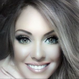 Meet your Posher, Liz